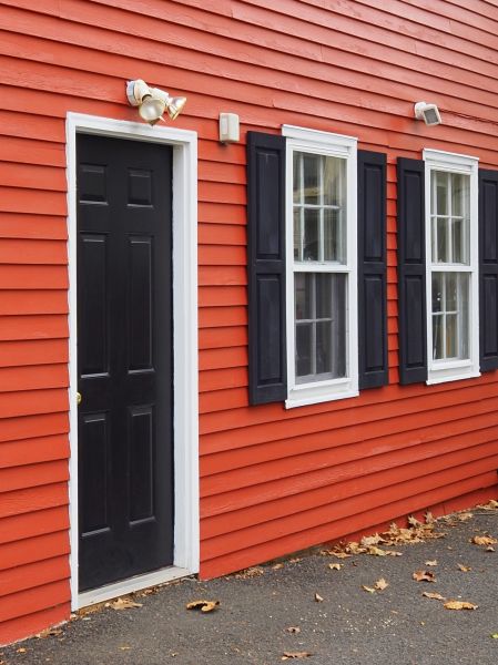 Cost of Red Vinyl Siding Installation in San Diego