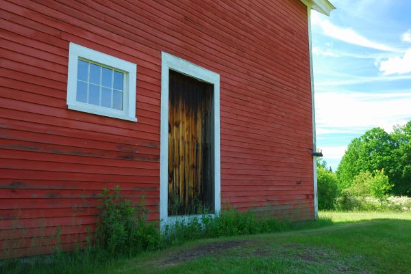 Wood Barn Siding Installation in San Diego